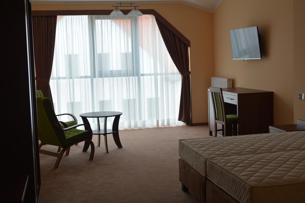 Gosciniec Pan Tadeusz II Hotel Gizycko Bilik gambar
